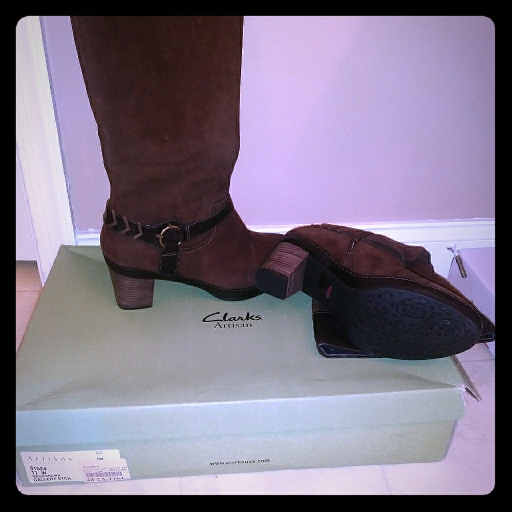 Clark's Suede Boots